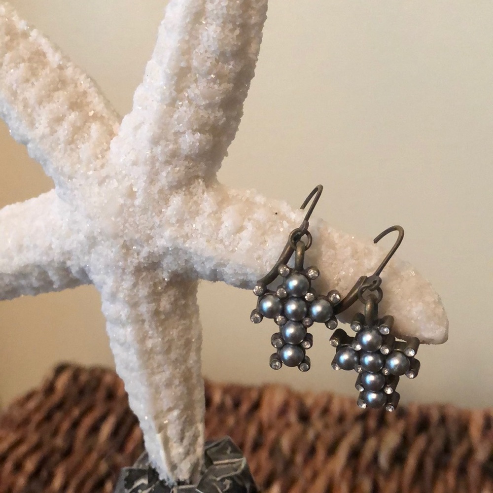 Pretty antique gold and faux pearl earrings